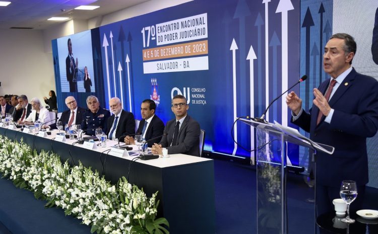  COM MENOS JURIDIQUÊS: Presidente do STF e do CNJ lança Pacto Nacional do Judiciário pela Linguagem Simples