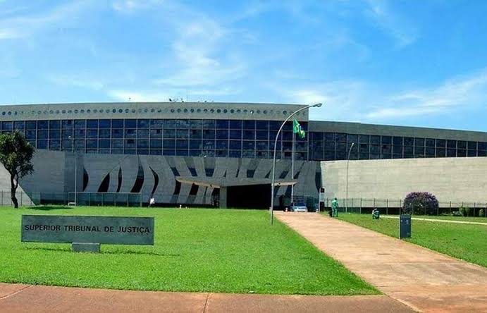  Sexta Turma mantém prefeito de Ji-Paraná (RO) afastado do cargo
