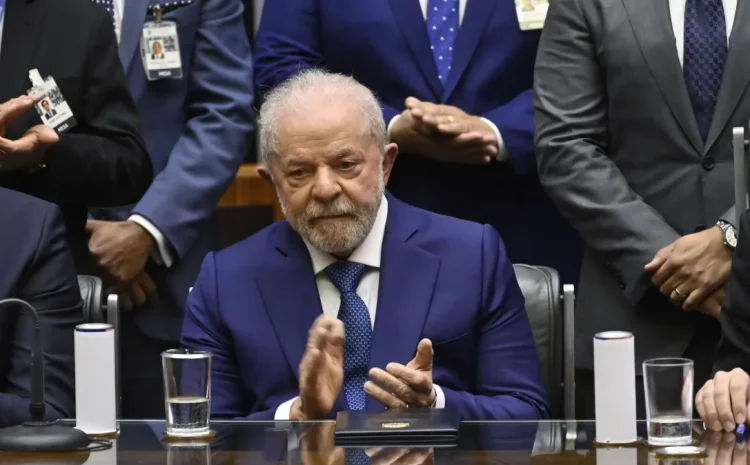  Em 1º ano de governo, Lula se iguala a Bolsonaro em número de MPs editadas