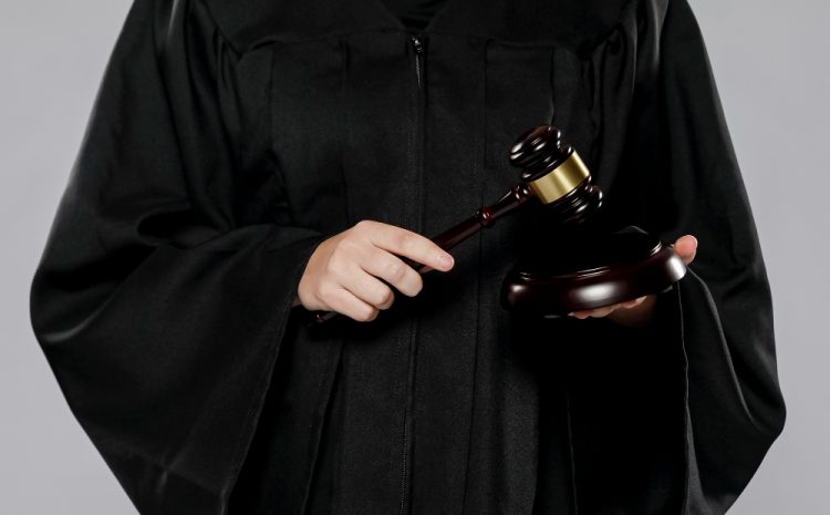  Caso fortuito exonera empresa por trauma de empregado após crime, decide Justiça