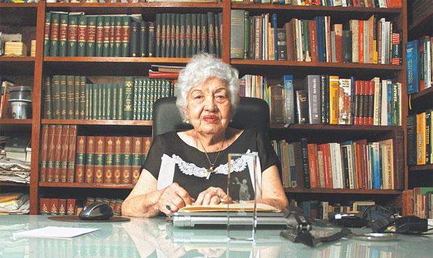  ‘VAI TER MULHER NA OAB’: Uma das pioneiras no Sistema OAB, Nair Andrade morre aos 97 anos em Pernambuco