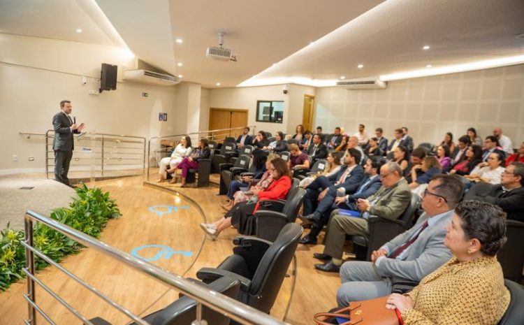  ESA-GO celebra o Dia Nacional da Advocacia Pública com seminários e homenagens