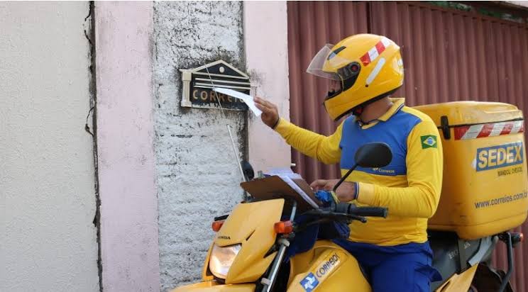  Ministra do TST concede parcialmente efeito suspensivo a pedido dos Correios sobre adicional de periculosidade em motocicletas