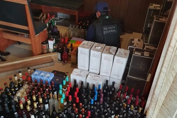  STF mantém preso homem que roubou caminhão com 8 mil garrafas de vinho