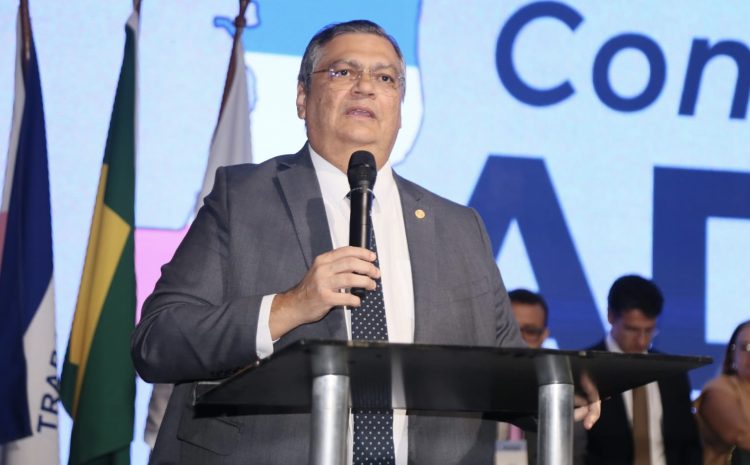  ‘Não estamos buscando debate político’, afirma Flávio Dino ao encerrar Conferência da Advocacia em Vitória