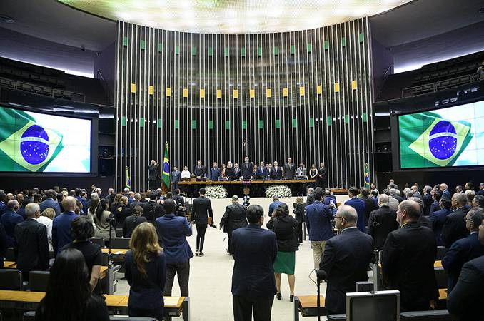  Senado homenageia 35 anos do Superior Tribunal de Justiça