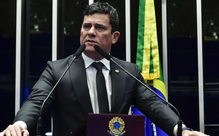  TSE suspende julgamento que pode cassar Moro