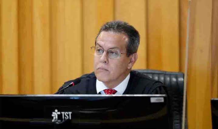  RESCISÃO É PERMITIDA: Licença por auxílio-doença não impede demissão por justa causa, afirma TST