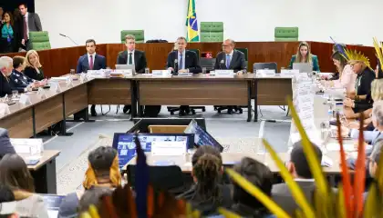  Marco temporal: Indígenas são barrados no STF e Barroso pede desculpas