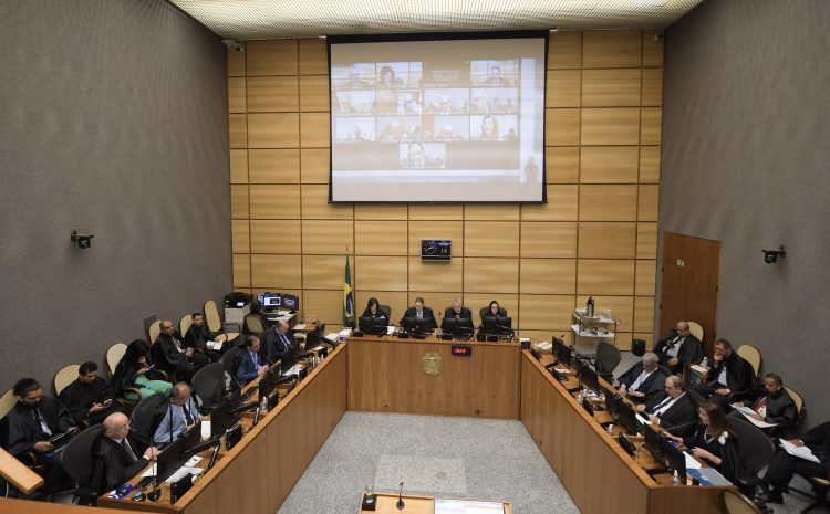  Nulidade por desrespeito à ordem do interrogatório do réu pode ser apontada até as alegações finais, confirma STJ