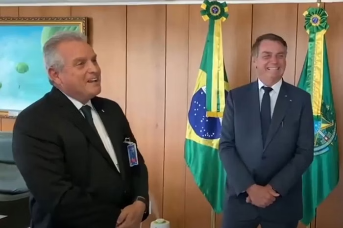  Juiz que acusou “grupo criminoso” na Receita já foi condecorado por Bolsonaro