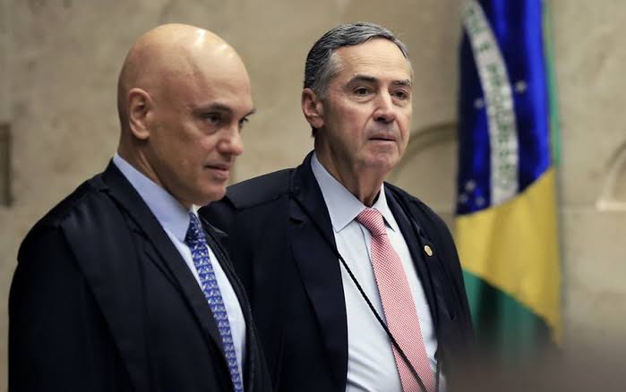  Decisões de Moraes refletem sentimento coletivo do STF, diz Barroso