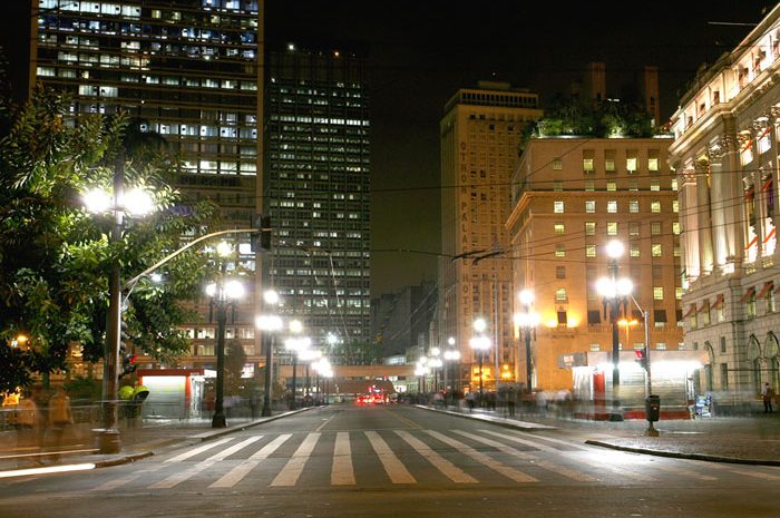  STF mantém suspensão de licitação para modernização da iluminação pública em São Paulo