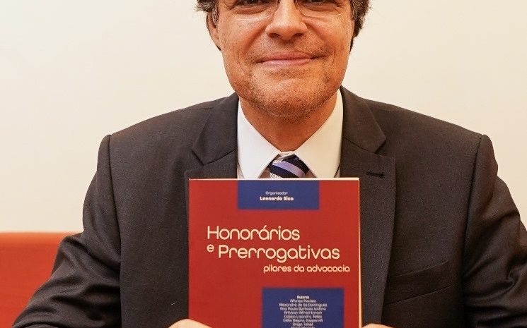  Livro Honorários e Prerrogativas, coordenado por Leonardo Sica, é lançado em São Paulo