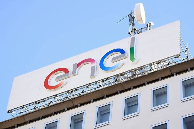  Justiça Federal suspende multas milionárias da Enel por apagões