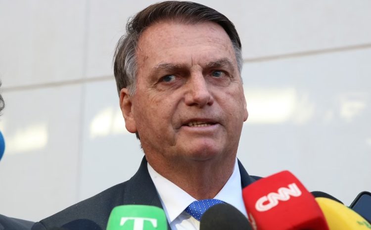  Justiça Federal determina que Bolsonaro preste depoimento em processo contra o ex-diretor da PRF