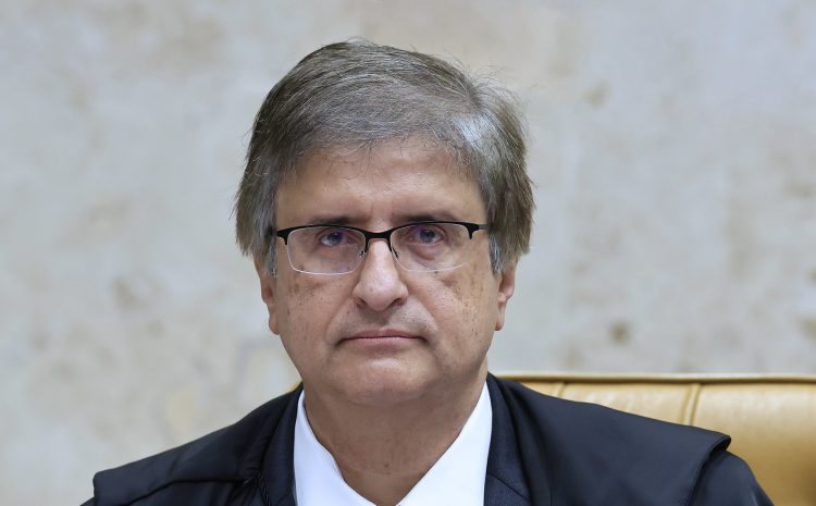  PGR defende que Justiça comum julgue vínculo empregatício em contratos de franquias