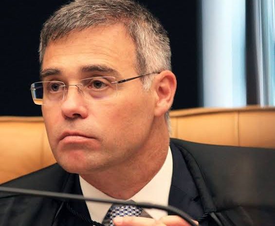  Mendonça pede destaque e recurso de Collor vai ao plenário físico do STF