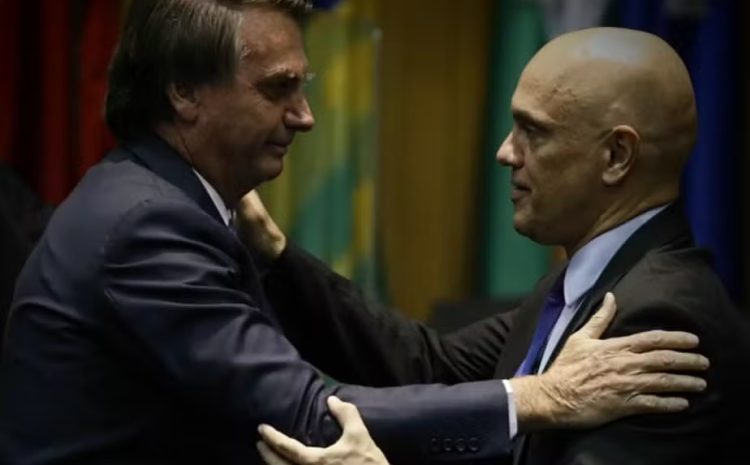  STF tem quatro votos para negar pedido de Bolsonaro para tirar Moraes de investigação sobre golpe