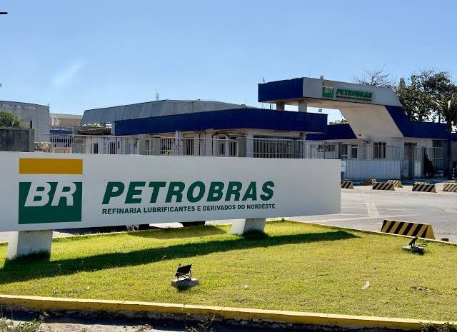  Petrobras é condenada a devolver R$ 5,7 milhões retidos de empresa prestadora de serviços