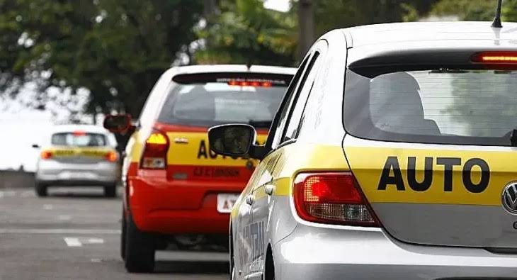  Autoescola é condenada por interromper serviços durante processo de CNH em andamento