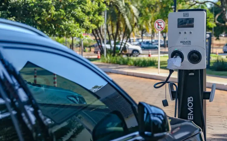  STF invalida lei que isenta carros elétricos do IPVA