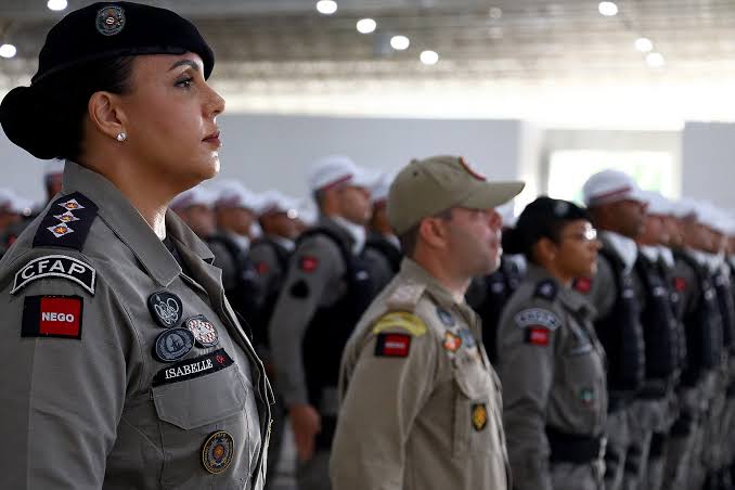  STF afasta restrição a mulheres em concursos da PM