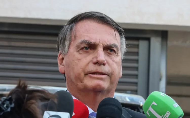  Em defesa ao STF, Bolsonaro pede julgamento no plenário, anulação da delação de Cid e afastamento de Moraes como relator