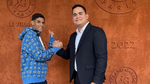  Influencer Luva de Pedreiro é condenado a pagar R$ 3,2 milhões a ex-empresário por quebra de contrato