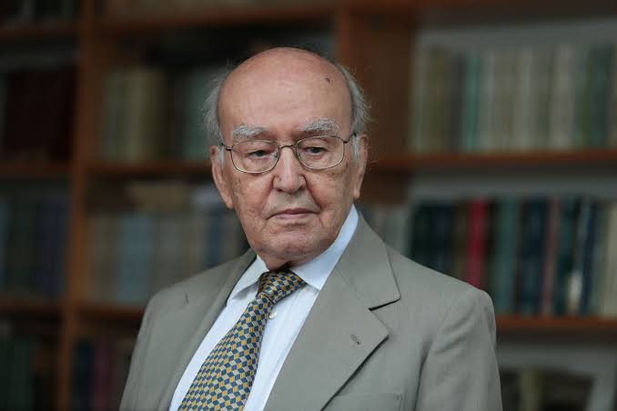  Pensamento e ética de José Afonso da Silva servem como antídotos a esses “arroubos ditatoriais e incivilidades”, diz Dino em decisão ao homenagear centenário de jurista