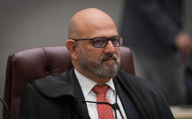  STJ define critérios para honorários em desistência de ação expropriatória