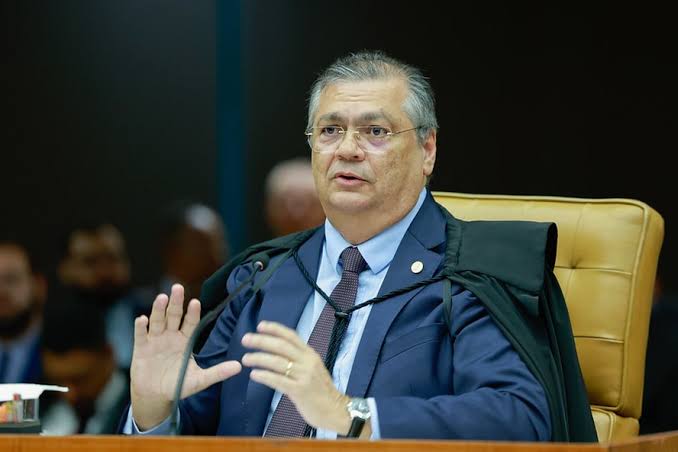  Dino aceita propostas da Câmara, mas exige transparência na autoria de emendas de comissão e bancada