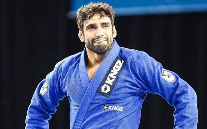  Júri de PM acusado de matar lutador Leandro Lo com tiro na cabeça é suspenso