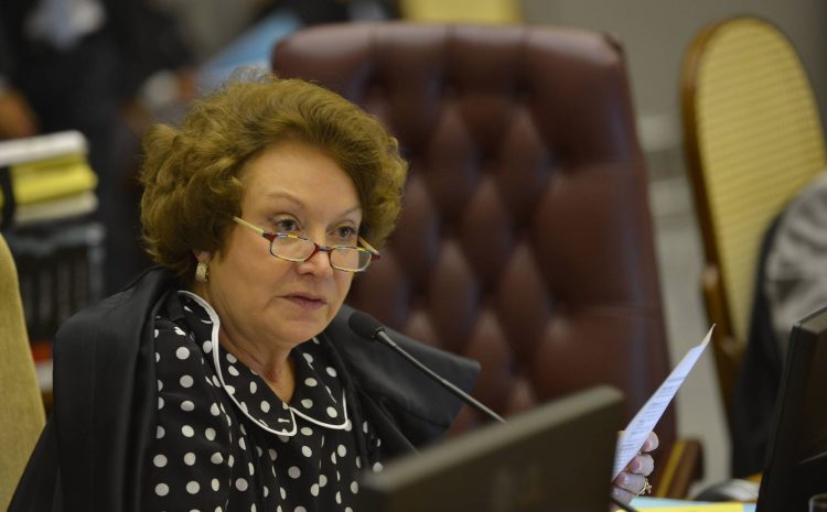  STJ decide que arrendatário com direito a indenização por benfeitorias não pode exercer retenção após despejo
