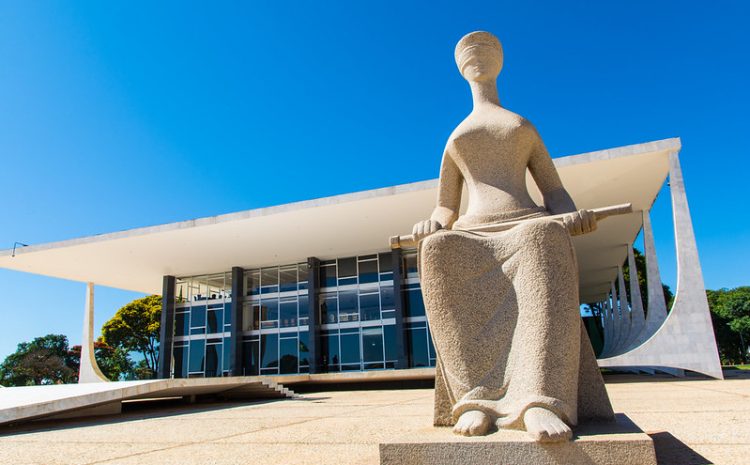  STF forma maioria para aprovar proposta que garante segurança vitalícia a ministros aposentados