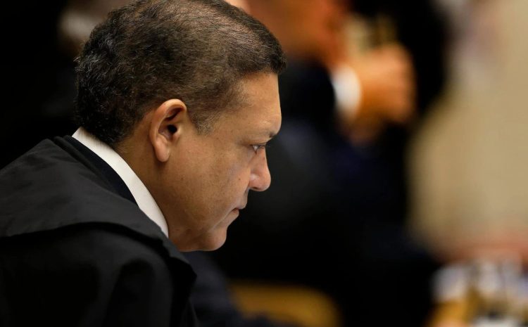  Nunes Marques barra afastamento imediato de prefeito de Barueri e aponta execução antecipada de cassação