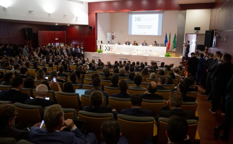  Com grandes debates sobre direito, democracia e sustentabilidade na era inteligente, Fórum de Lisboa chega à 13ª edição de 2 a 4 de julho