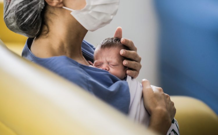  Justiça anula férias de trabalhadora com licença-maternidade reconhecida após internação e óbito do filho