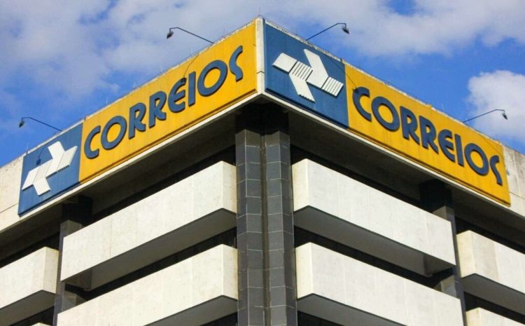  Juiz impede que Correios imponha trabalho presencial obrigatório a advogados da empresa