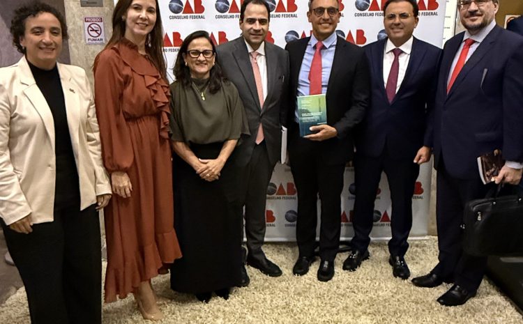  Advogados apresentam novas obras jurídicas em solenidade realizada pelo Conselho Federal da OAB