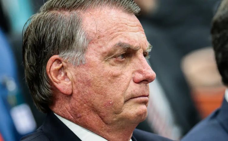  Bolsonaro nega à PF ter entrado em contato com autoridades dos Estados Unidos para solicitar sanções