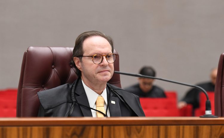  STJ define que fornecer dados incorretos configura crime de falsa identidade, independente de obtenção de vantagem
