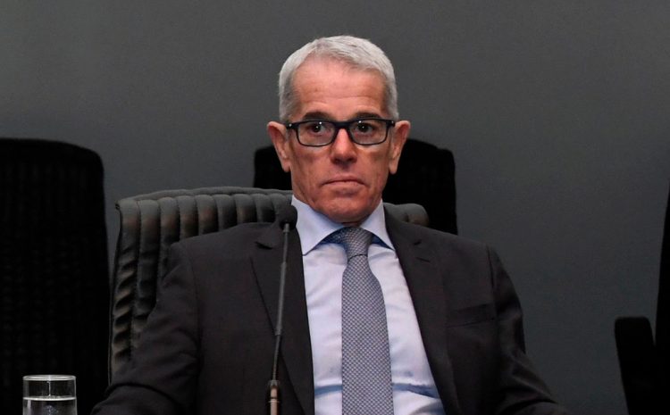  Ministro do STJ absolve imigrantes que tentaram embarcar ilegalmente por falta de dolo específico