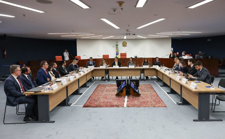  Supremo atua em conjunto com governo e Justiça de SP para combater superlotação em presídio