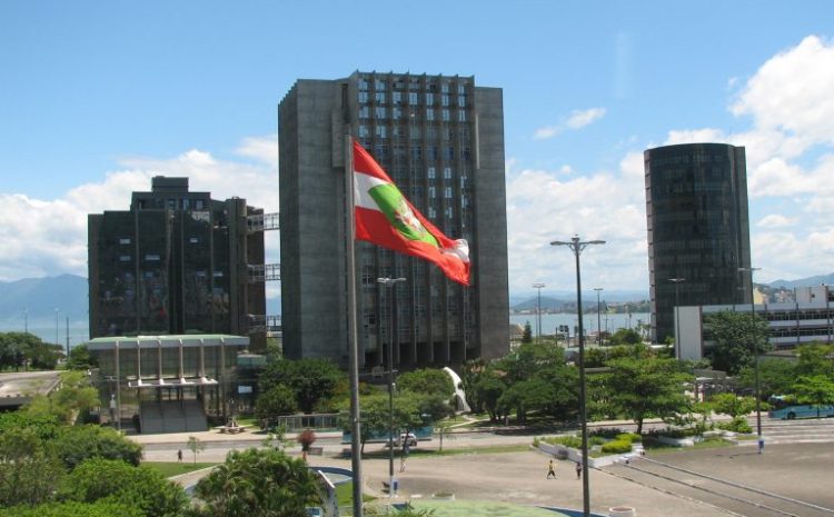  TJ-SC anula perícia e determina nova análise sobre cobrança de R$ 32,8 milhões a empresa de medicamentos