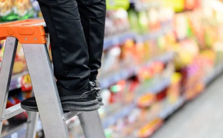  Justiça condena supermercado a pagar mais de R$ 300 mil em indenizações após morte de trabalhador que caiu de escada