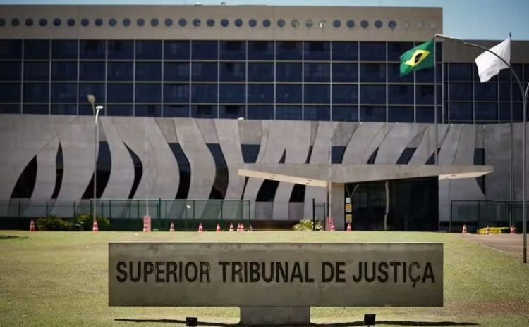  Indenização por encerramento de contrato pode beneficiar pessoa jurídica, estabelece STJ