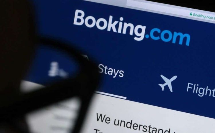  Justiça condena Booking a indenizar empresa por 571 reservas fraudulentas