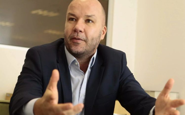  Juiz anula bloqueio judicial indevido e pede desculpas por erro administrativo