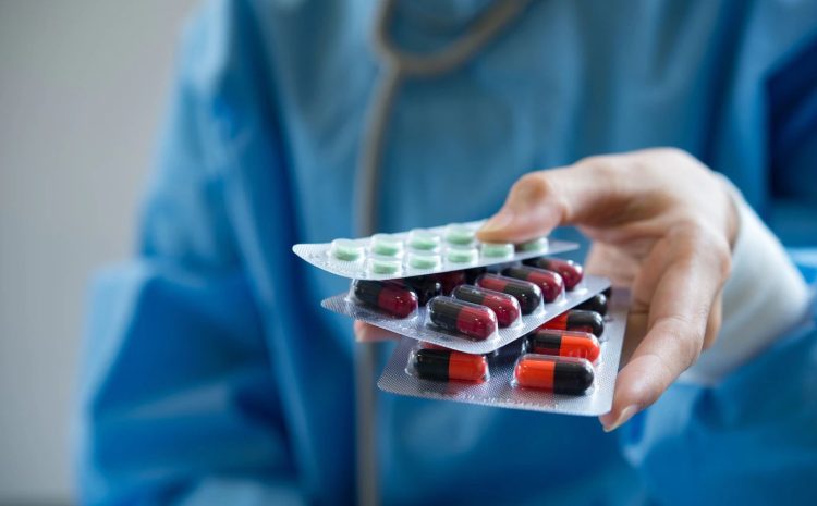  Operadora de plano de saúde não é obrigada a custear medicamento de uso domiciliar fora do rol da ANS